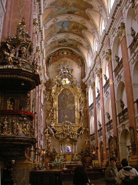 0056_Prague_Tyn_church_interior