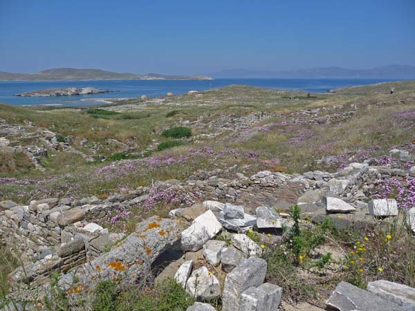 073_Delos_view_from_mountain