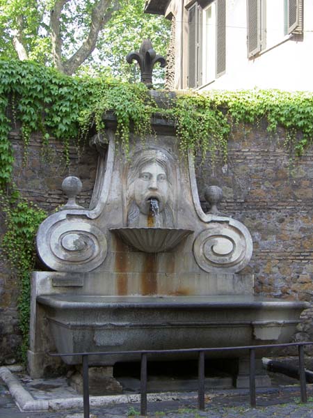 4033_Rome_fountain on Via Giulia