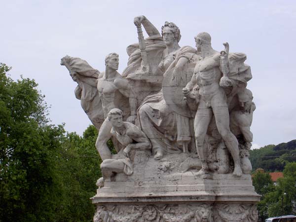 4127_Rome_statue on Ponte Vittorio Emanuele II