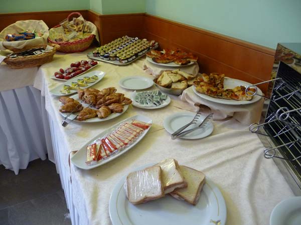 279_Matera_hotel_breakfast_buffet