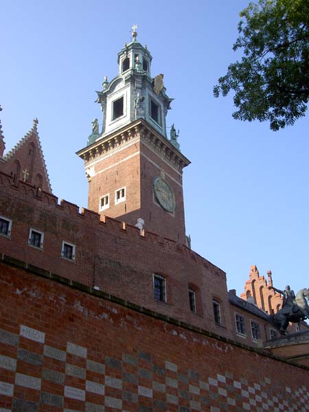 0137_Krakow_Wawel_castle_clock_tower