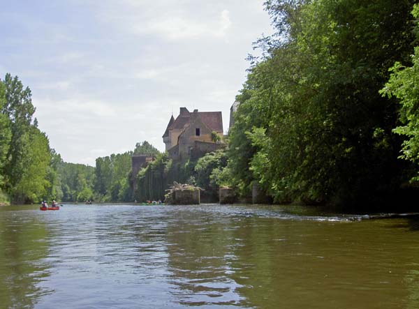 2155_canoe_trip_on_Vezere_Rive