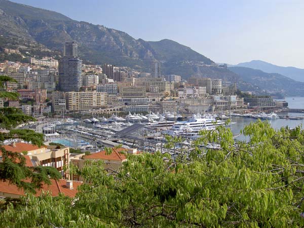 3123_Monaco_yacht_harbor