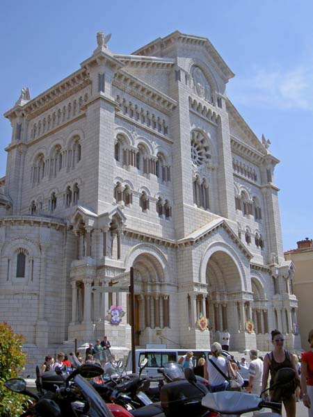 3136_Monaco_cathedral