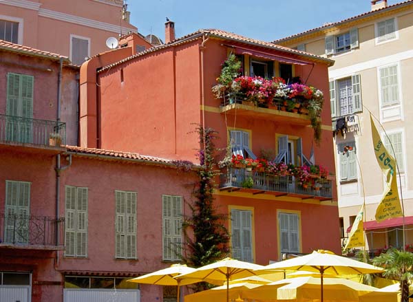 3151_Villefranche_sur_Mer_buildings