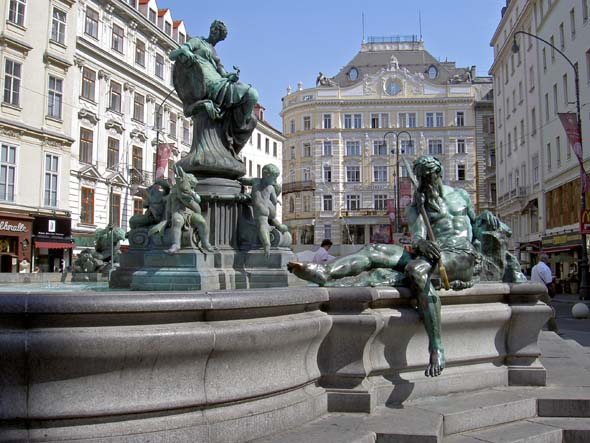 4059_Vienna_Neuer_Markt_fountain