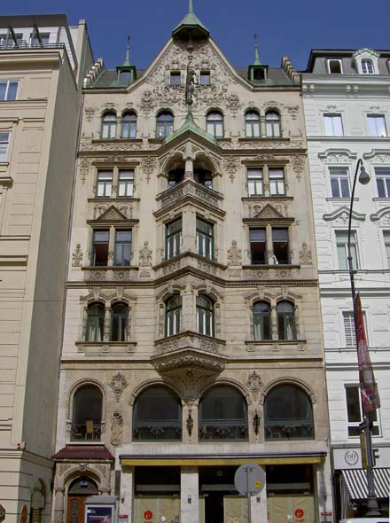 4061_Vienna_building_on_Neuer_Markt