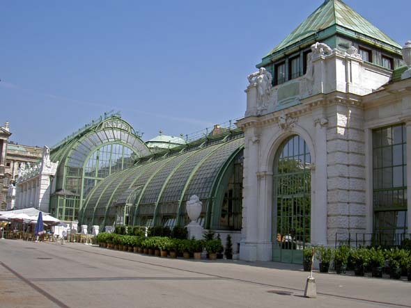 4064_Vienna_Hofburg_palace_Palm_House