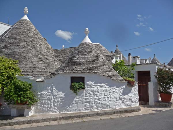 177_Alberobella_trulli