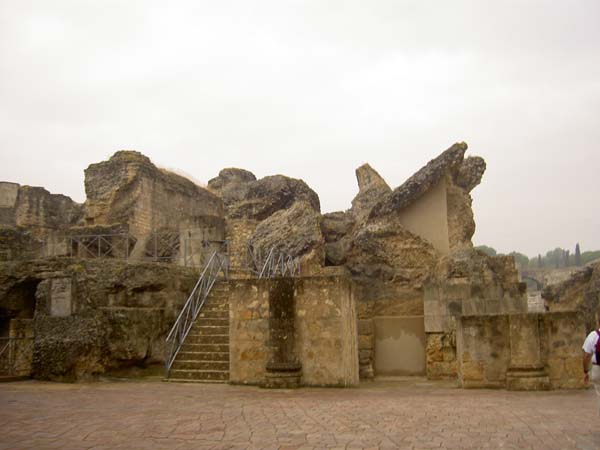 3017_Italica_Roman_ruins_outside_Seville