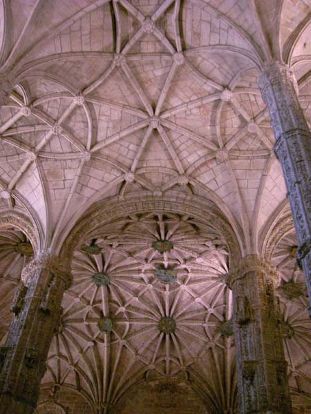 3115_ceiling_in_Monastery_of_Jeronimos