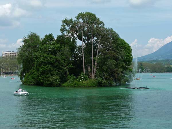 312_Lake_Annecy_boat_ride