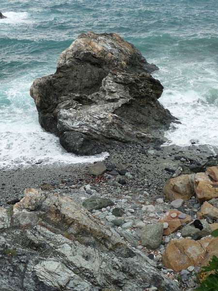 0828_Levanto_ocean_rocks