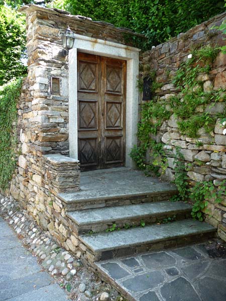 10010_Orta_san_Guilio_door