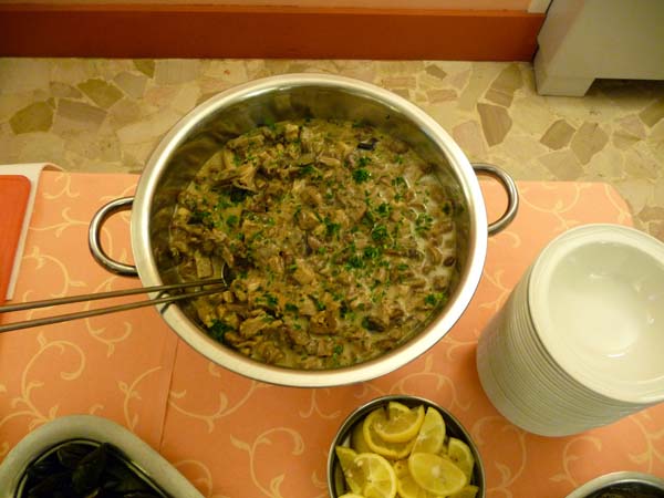 0838_Levanto_dinner_veal_stew